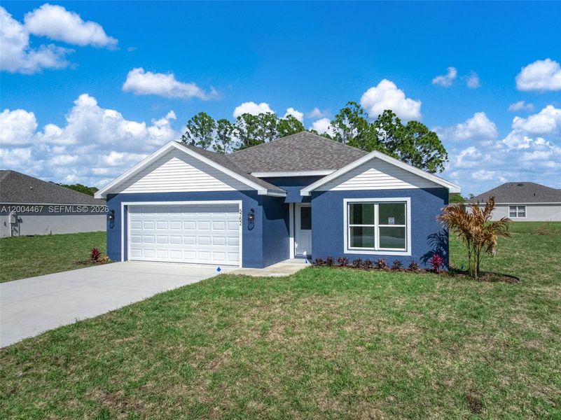 Front exterior of a new home in , Sebring, FL, highlighting curb appeal (Image 17).