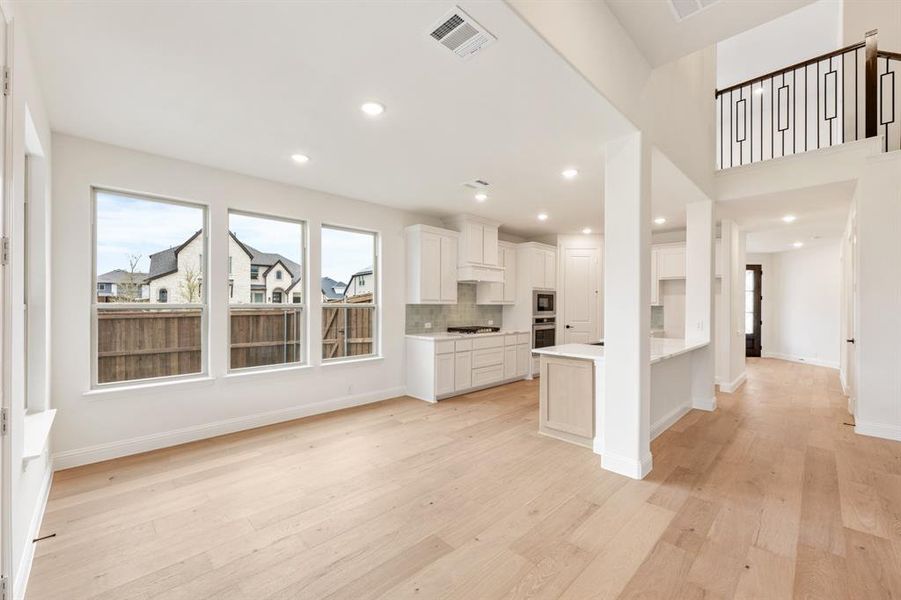 Spacious, unfurnished interior of a new home in Windsong Ranch Classic 61, Prosper (Image 17). Spacious, unfurnished interior of a new home in Windsong Ranch Classic 61, Prosper (Image 17).