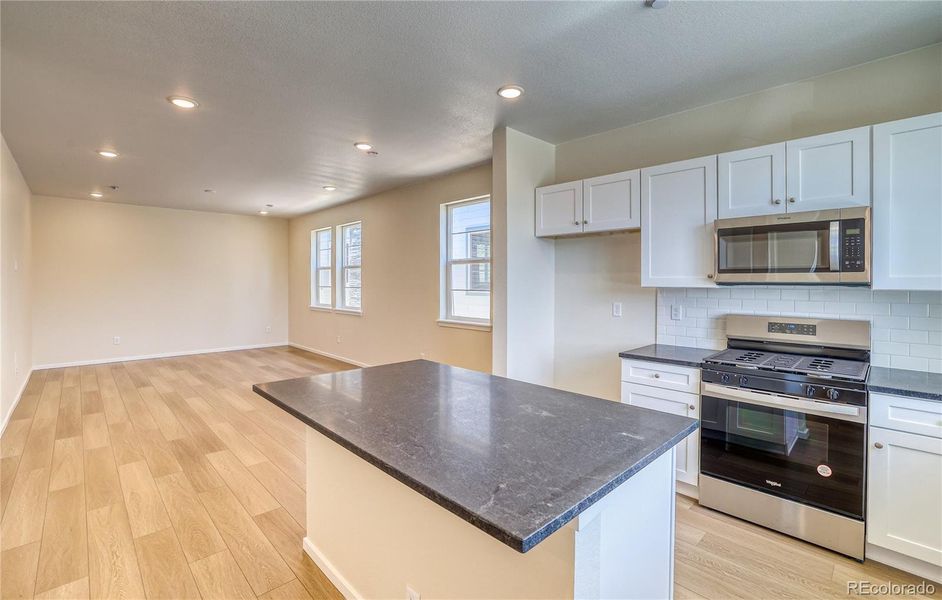 Furnished interior view inside a new home in The Aurora Highlands Summit Collection, Aurora (Image 6). Furnished interior view inside a new home in The Aurora Highlands Summit Collection, Aurora (Image 6).