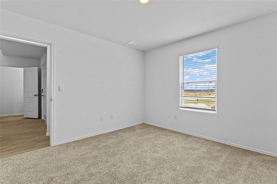 Spacious, unfurnished interior of a new home in Prairie Lakes, Buda (Image 13).