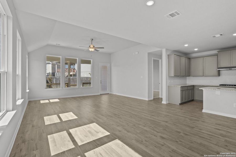 Spacious, unfurnished interior of a new home in Ladera, San Antonio (Image 31). Spacious, unfurnished interior of a new home in Ladera, San Antonio (Image 31).