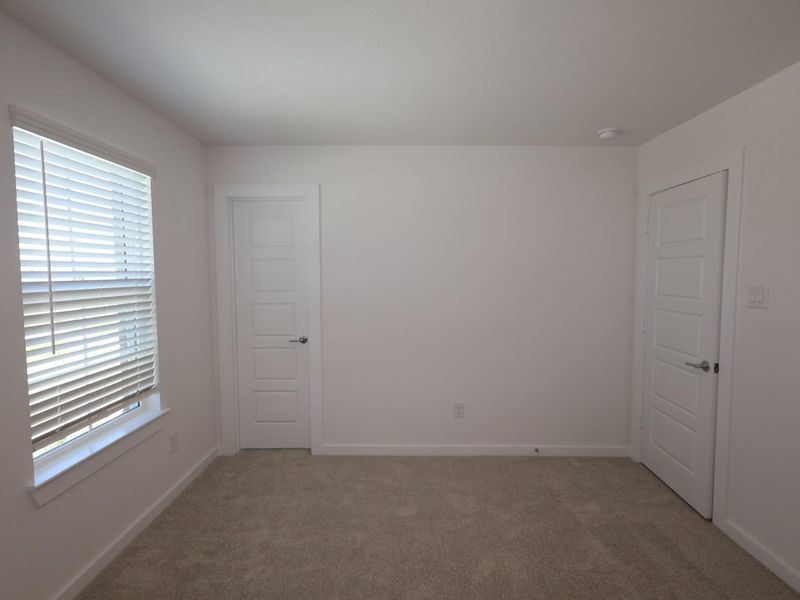 Spacious, unfurnished interior of a new home in Miller's Pond, Rosenberg (Image 9). Spacious, unfurnished interior of a new home in Miller's Pond, Rosenberg (Image 9).