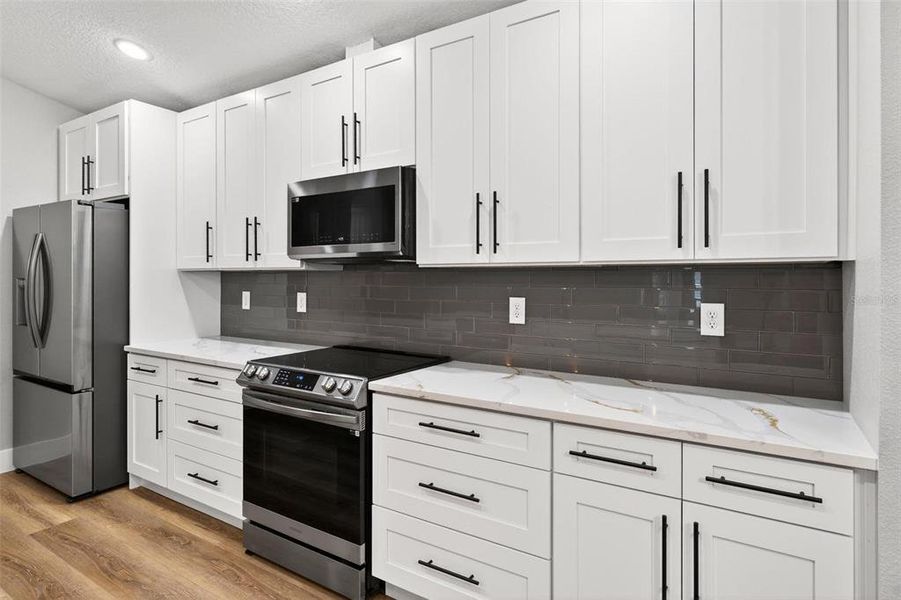 Furnished interior view inside a new home in , Umatilla (Image 8). Furnished interior view inside a new home in , Umatilla (Image 8).