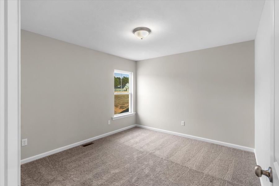 Spacious, unfurnished interior of a new home in Windsor, North Augusta (Image 25).