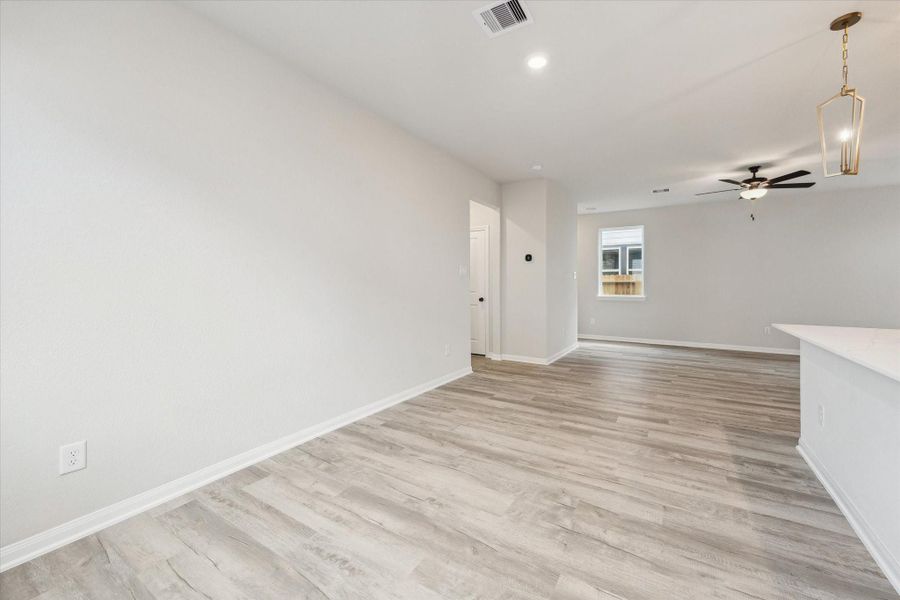 Spacious, unfurnished interior of a new home in , Katy (Image 18).