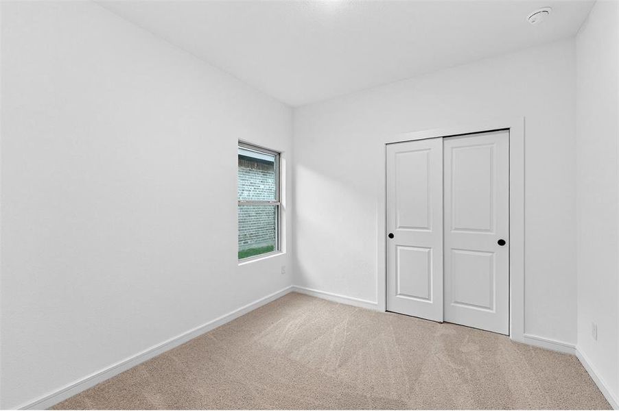 Spacious, unfurnished interior of a new home in Caldwell Lakes, Dallas (Image 21).