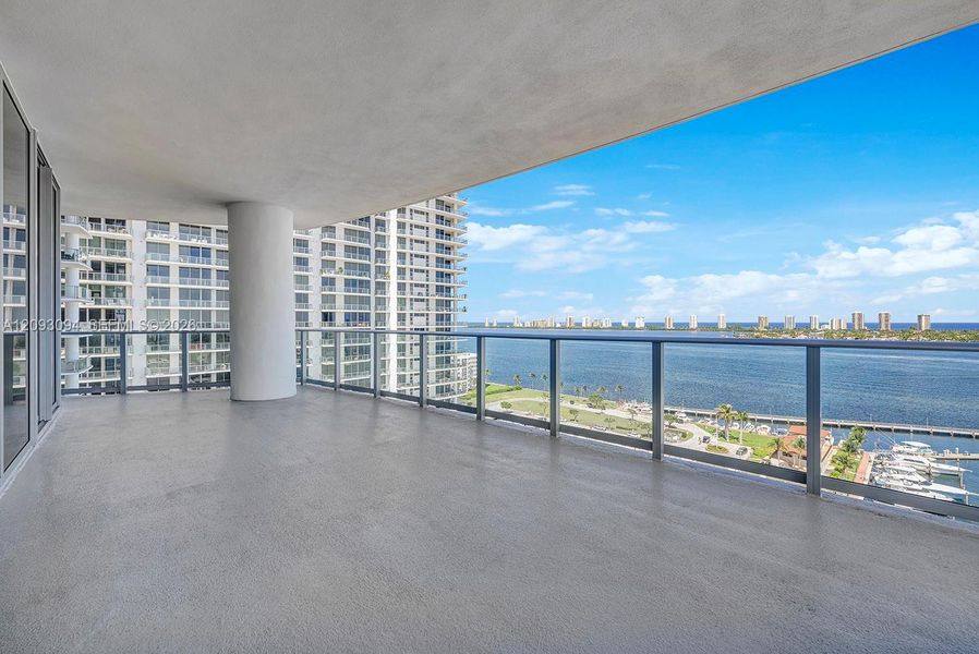 Condo located in West Palm Beach, FL showcasing its design and architecture (Image 40). Condo located in West Palm Beach, FL showcasing its design and architecture (Image 40).