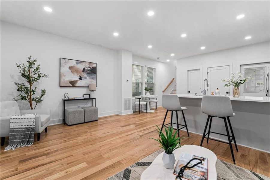 Furnished interior view inside a new home in , Atlanta (Image 28). Furnished interior view inside a new home in , Atlanta (Image 28).