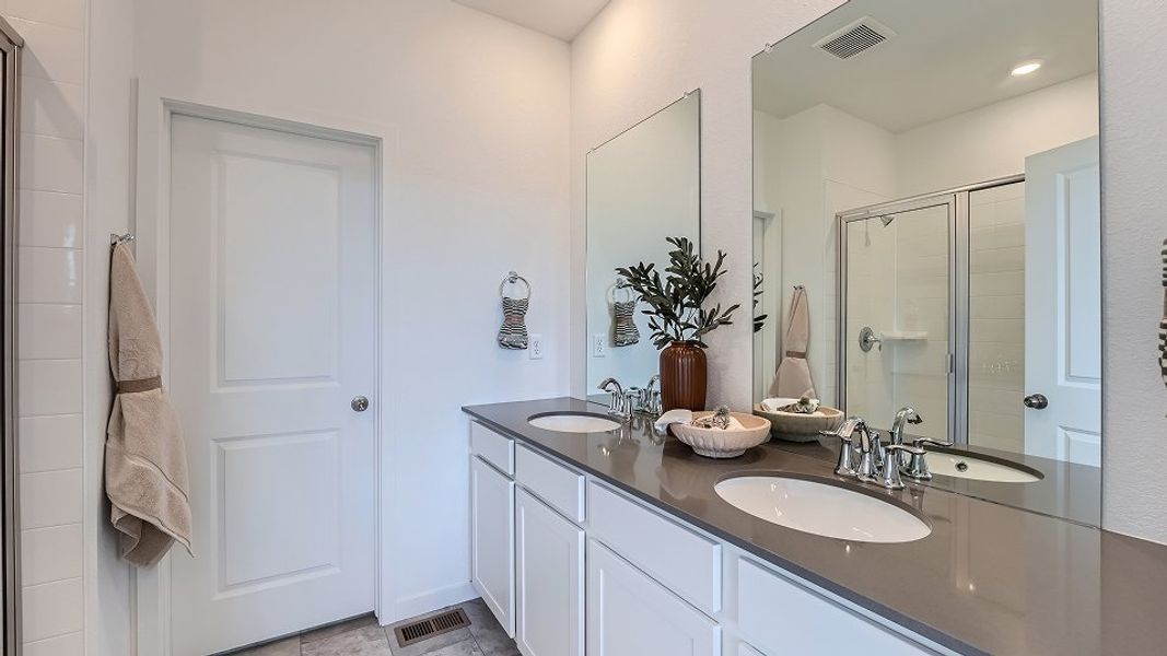 306 Plan306 Owners Bath F2 Base2 306 Plan306 Owners Bath F2 Base2