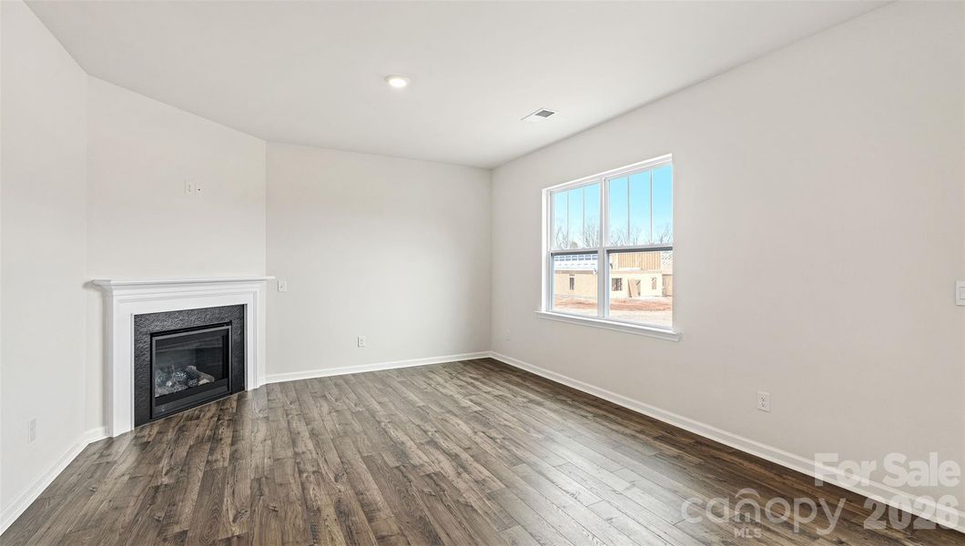 Photos are representative