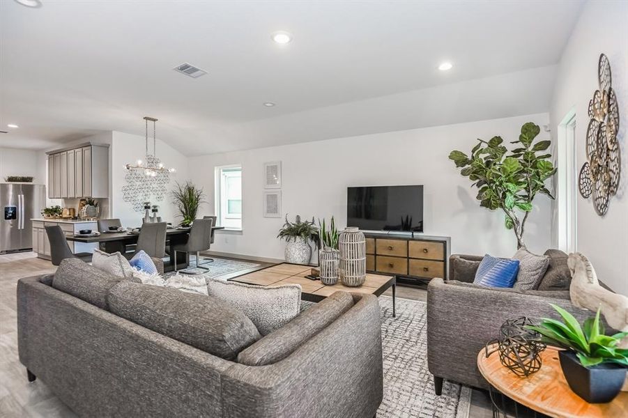 Image 16 of a home in Caldwell Ranch.