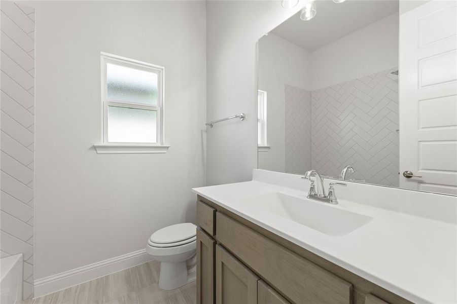 1017 Moss Grove-Bathroom-1 1017 Moss Grove-Bathroom-1
