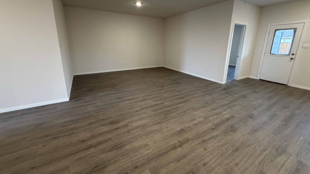 Spacious, unfurnished interior of a new home in Waverly Estates, Josephine (Image 4).