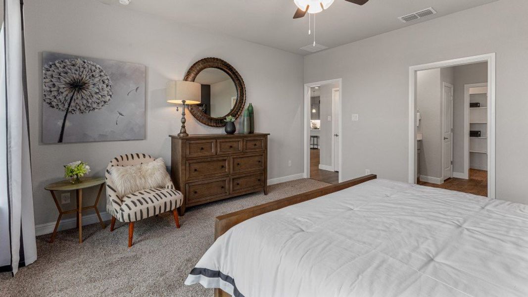 Furnished interior view inside a new home in Morningstar, Fort Worth (Image 19).