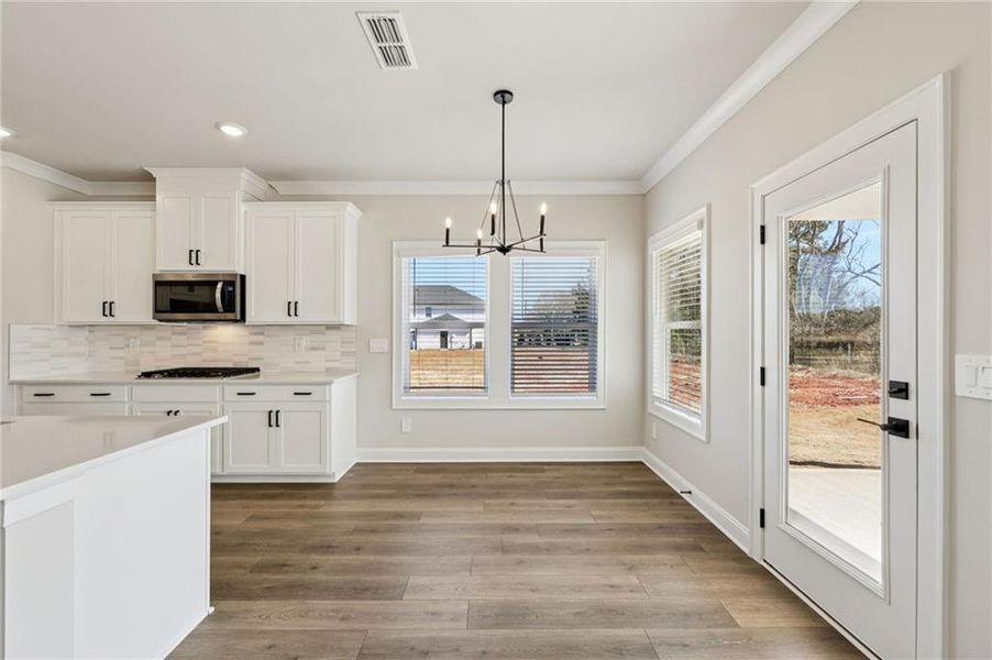 Spacious, unfurnished interior of a new home in River Pointe, Monroe (Image 24).