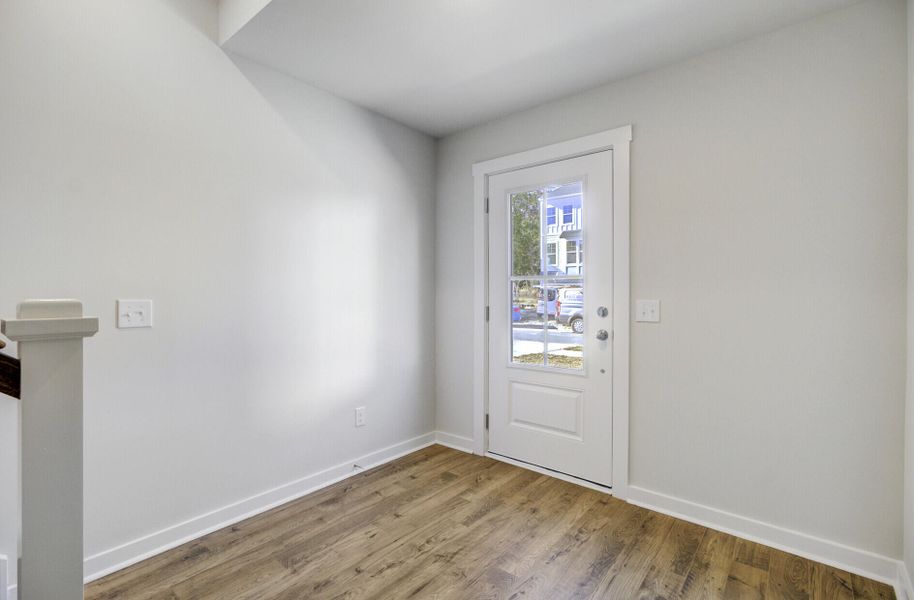 Spacious, unfurnished interior of a new home in , Johns Island (Image 17).