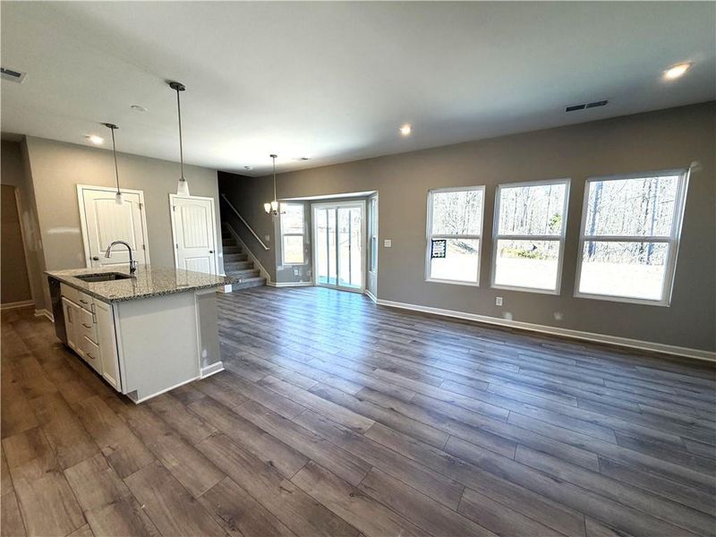 Spacious, unfurnished interior of a new home in Twin Lakes, Hoschton (Image 5).