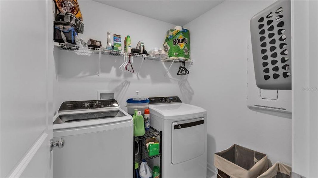 Furnished interior view inside a new home in Peace Creek Reserve, Winter Haven (Image 26).