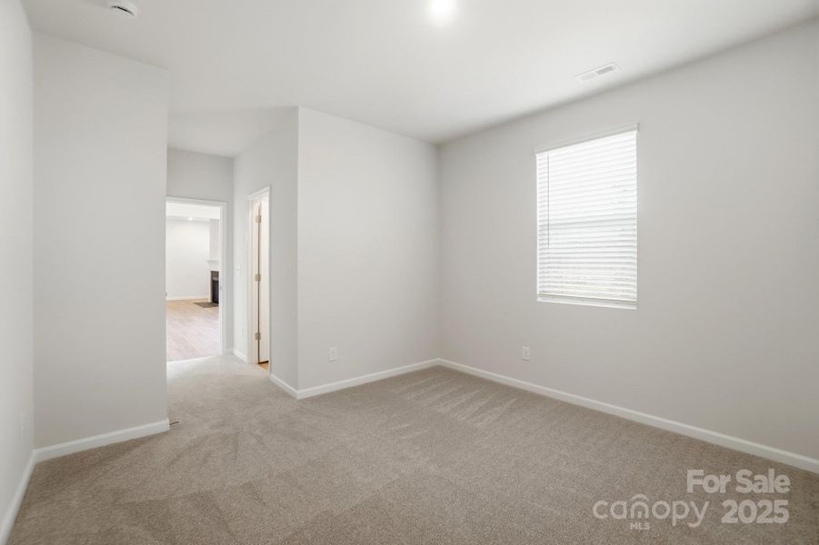 Guest suite with full bath