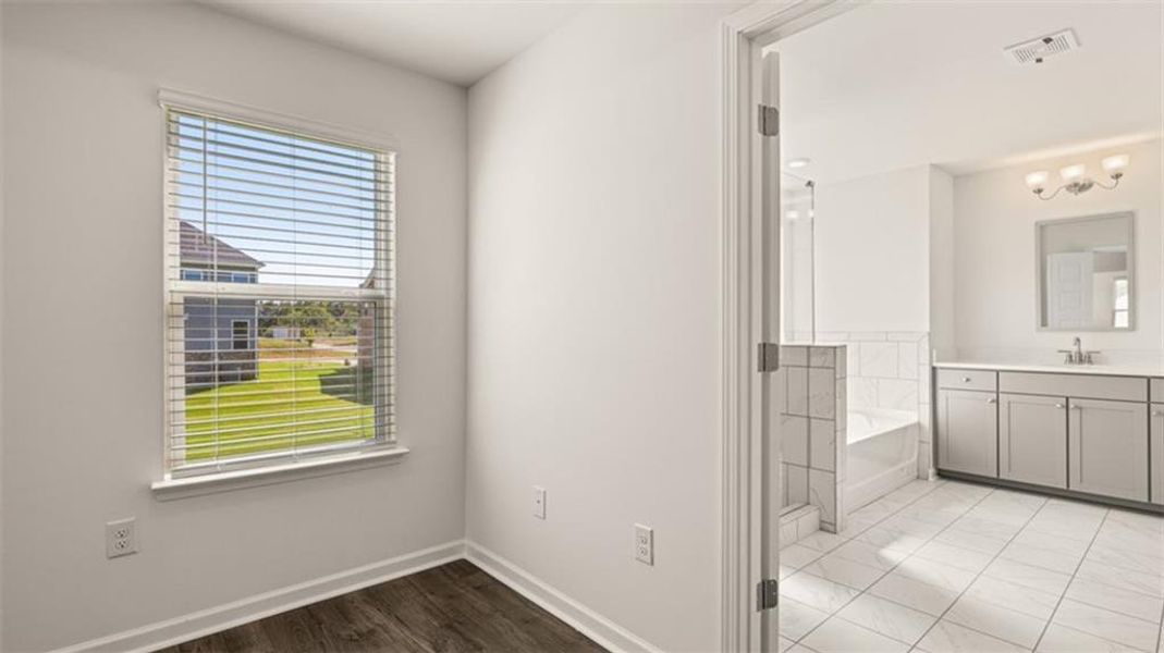 Furnished interior view inside a new home in Westland, Bogart (Image 13).