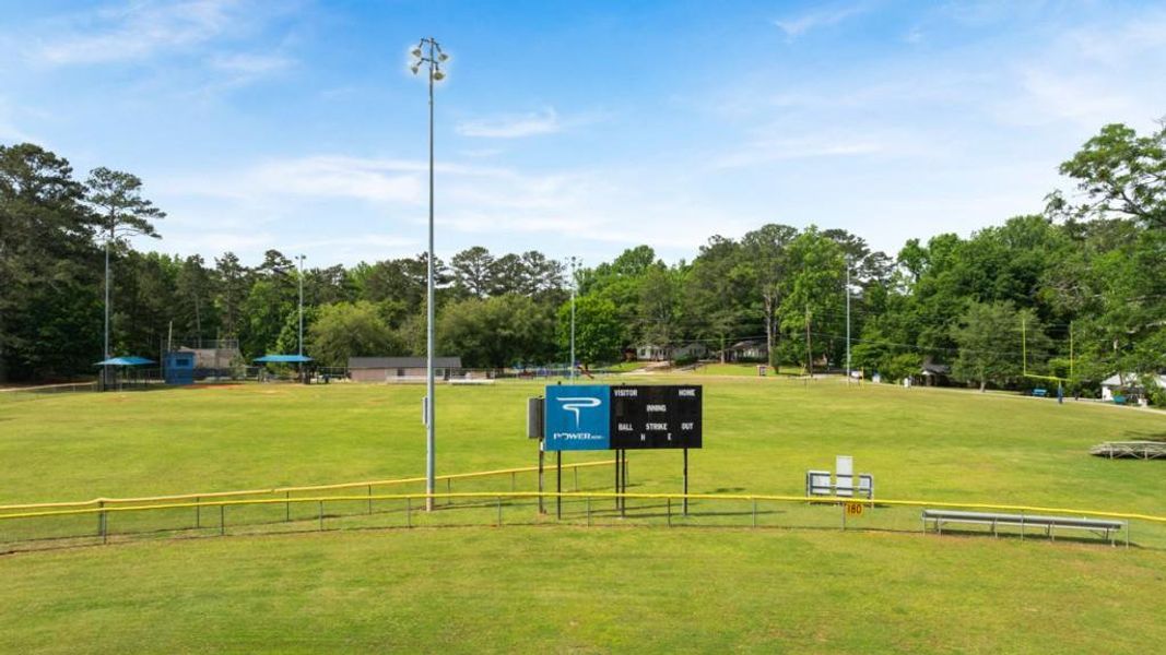 Image 36 of a home in Pointe Park.