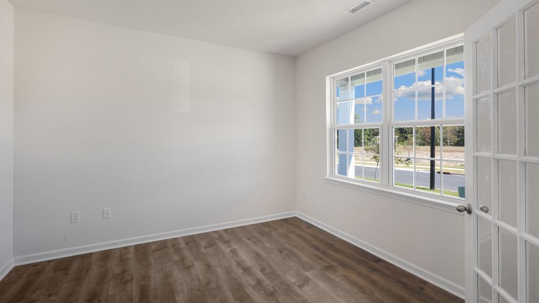 Spacious, unfurnished interior of a new home in Aurora Acres, Snow Camp (Image 14).