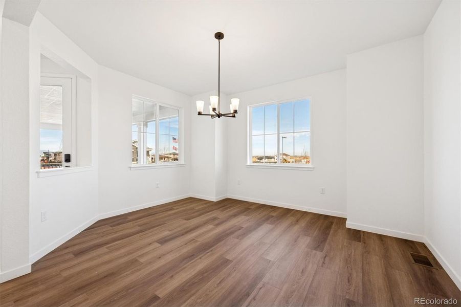 Spacious, unfurnished interior of a new home in Harvest Crossing, Aurora (Image 19). Spacious, unfurnished interior of a new home in Harvest Crossing, Aurora (Image 19).