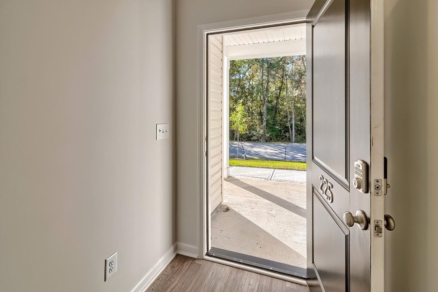 Spacious, unfurnished interior of a new home in , Orangeburg (Image 14).