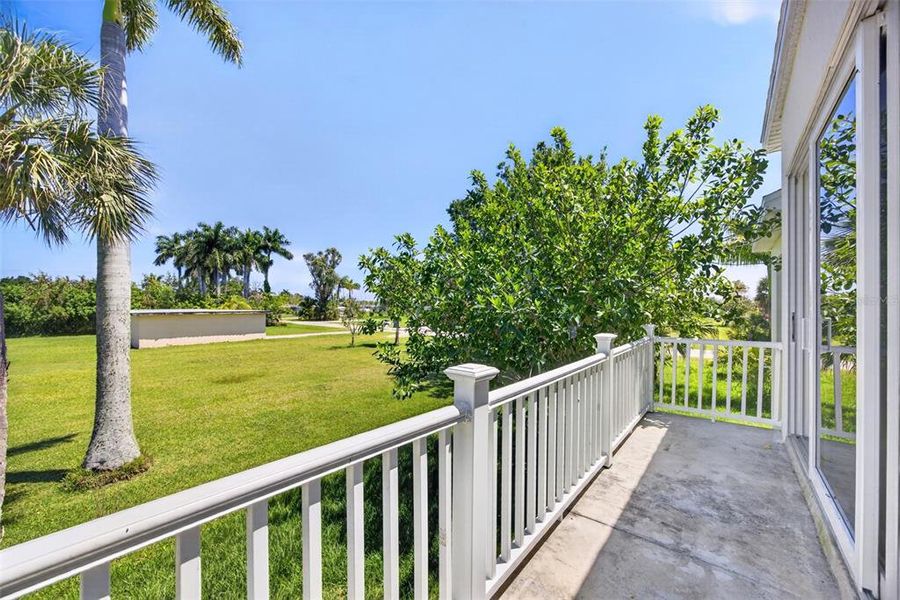 Exterior details and patio area of a home in , Punta Gorda (Image 3).