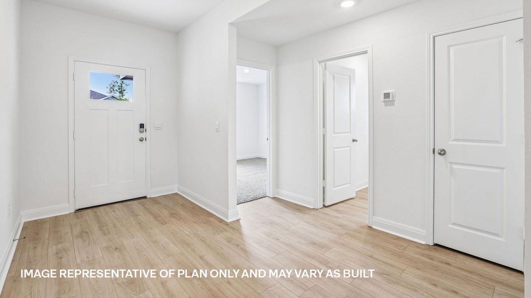 Spacious, unfurnished interior of a new home in Riverview, Georgetown (Image 13).