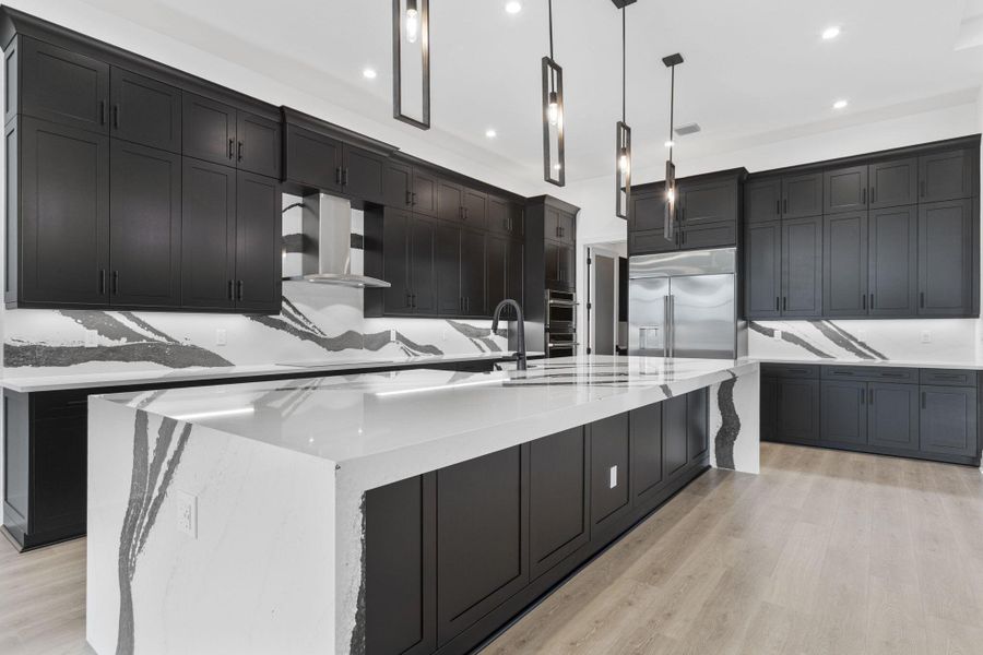 Furnished interior view inside a new home in Astor Creek Golf & Country Club, Port St. Lucie (Image 8).
