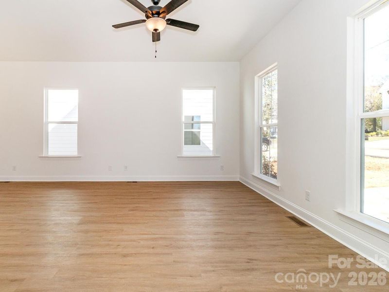 Spacious, unfurnished interior of a new home in , Charlotte (Image 20).