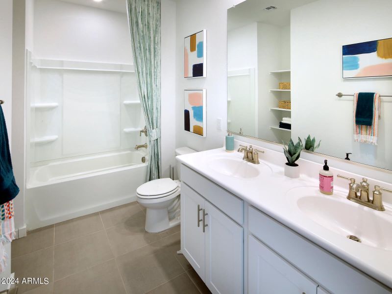 PHX_RanchodelRey_Jubilee_Distinct_Bath2