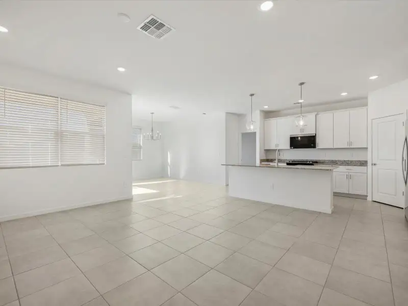 Spacious, unfurnished interior of a new home in Entrada Estate Series, Tolleson (Image 10).