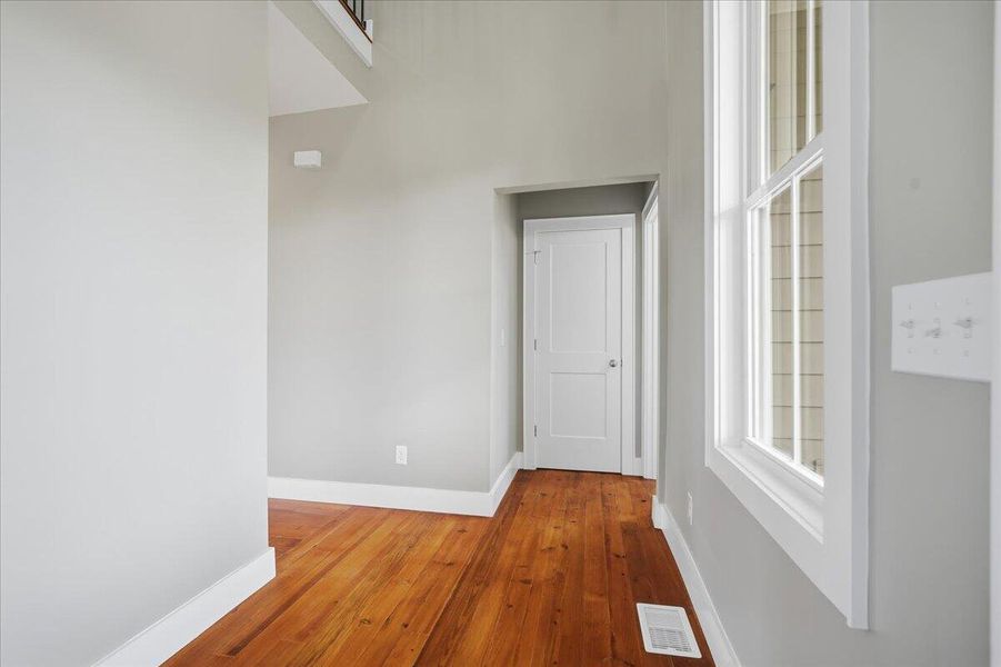 Spacious, unfurnished interior of a new home in , North Charleston (Image 23).
