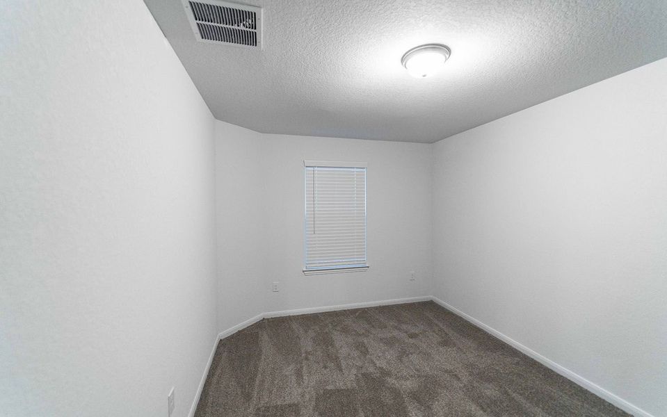 Spacious, unfurnished interior of a new home in Hannah Heights, Seguin (Image 16).