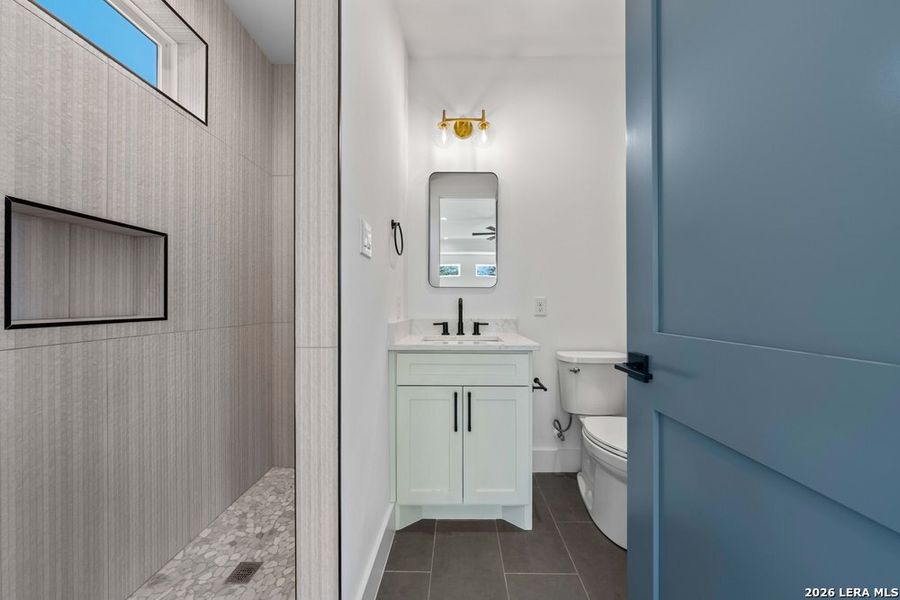 Furnished interior view inside a new home in , Bulverde (Image 43).