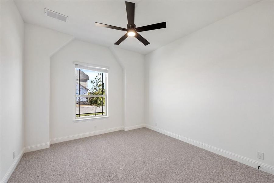 Spacious, unfurnished interior of a new home in Ridge Ranch Classic 60, Mesquite (Image 15).