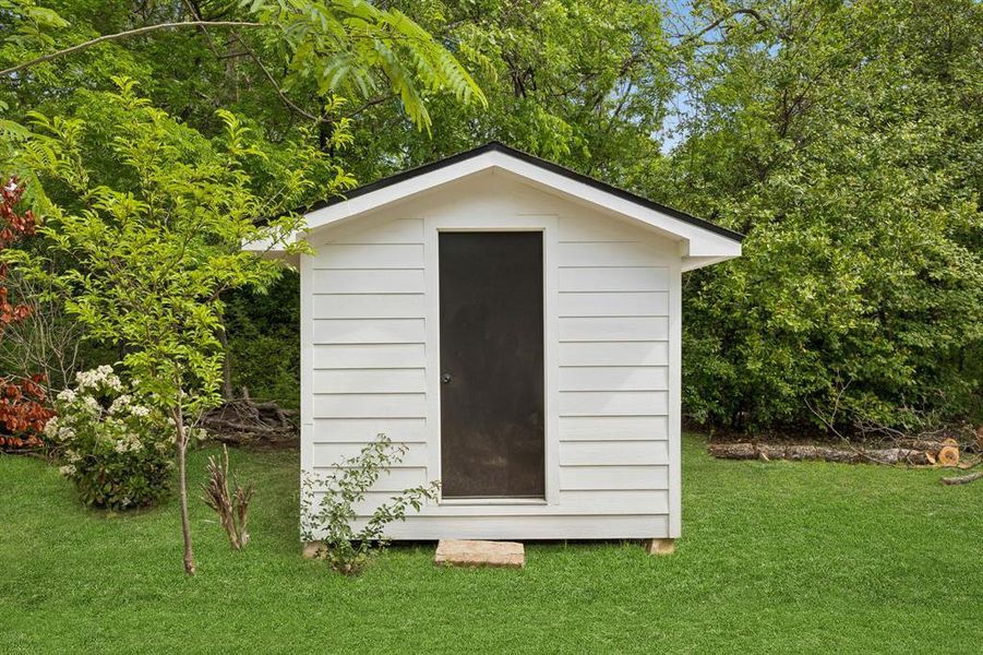 Front exterior of a new home in , Canton, TX, highlighting curb appeal (Image 21).