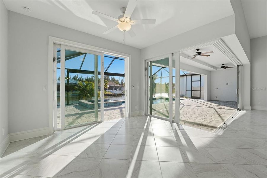 Spacious, unfurnished interior of a new home in , Port Charlotte (Image 39).