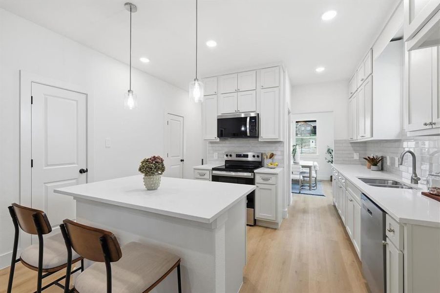 Furnished interior view inside a new home in , Fort Worth (Image 10).