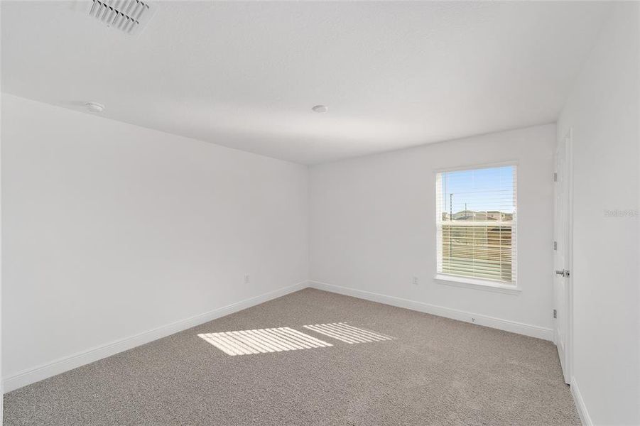 Spacious, unfurnished interior of a new home in Calesa Township, Ocala (Image 34).