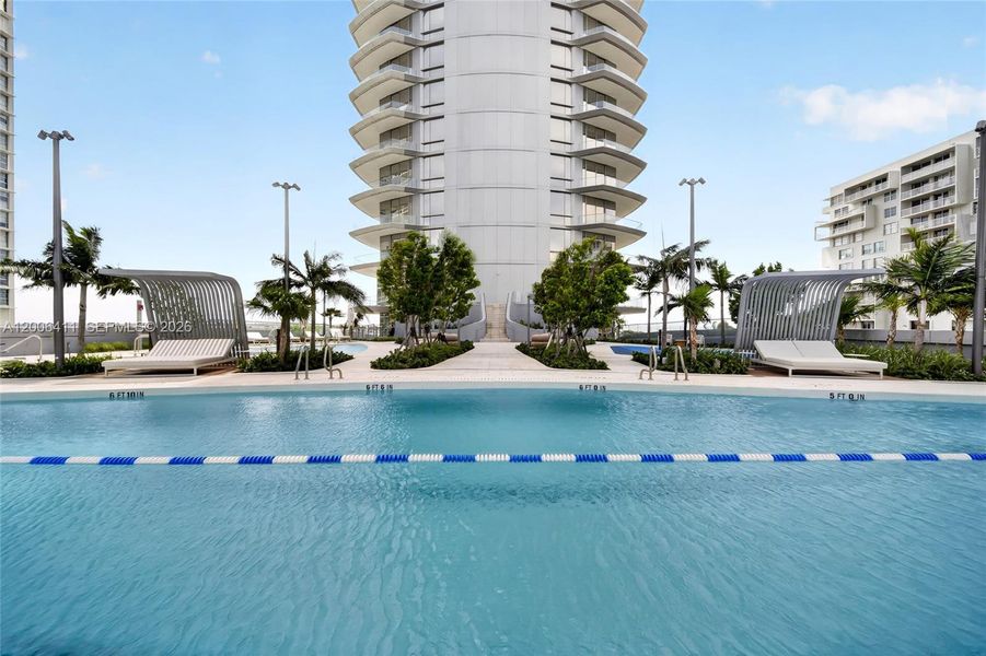 Condo located in Miami, FL showcasing its design and architecture (Image 41).