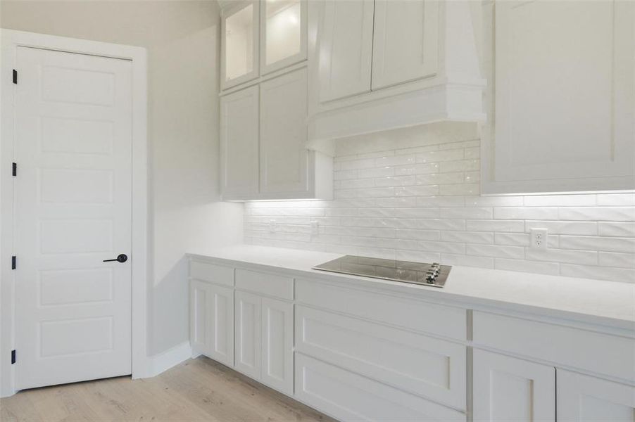 Furnished interior view inside a new home in Coyote Crossing, Godley (Image 10).