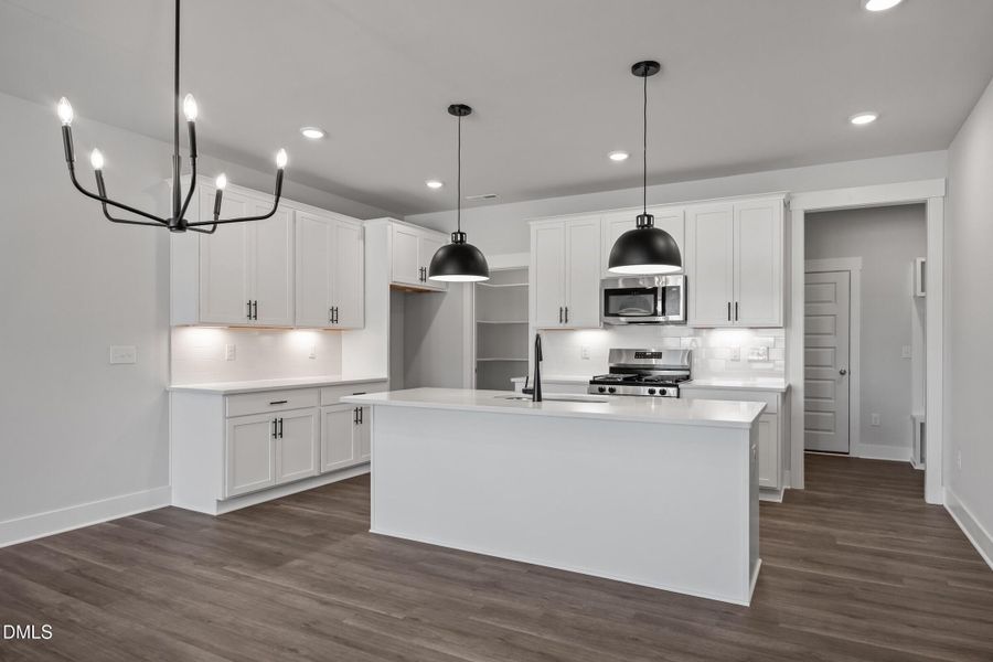 009_AP2-0309 Kitchen_3 - Medium