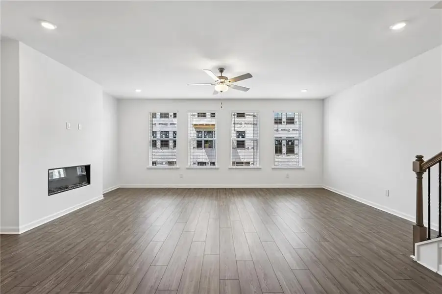 Spacious, unfurnished interior of a new home in Alder Creek, Cumming (Image 22).