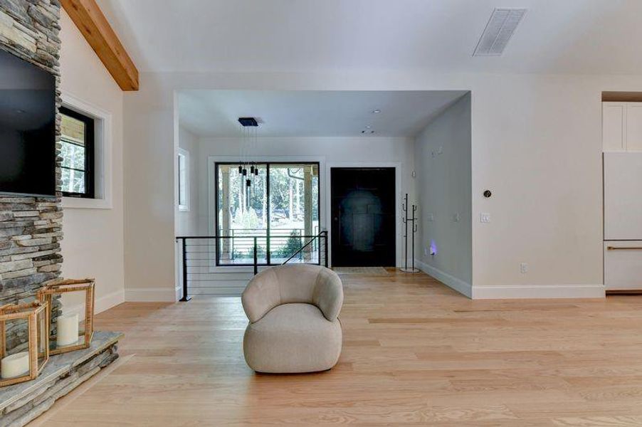 Image 94 of a home in .