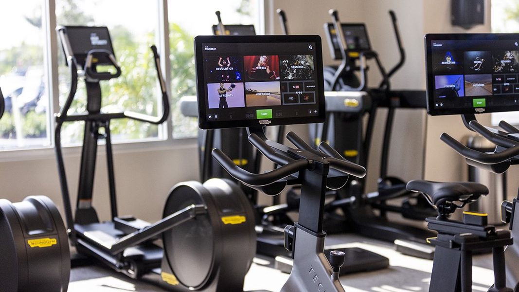 Community amenities in Esplanade at Azario Lakewood Ranch, Bradenton (Image 70).