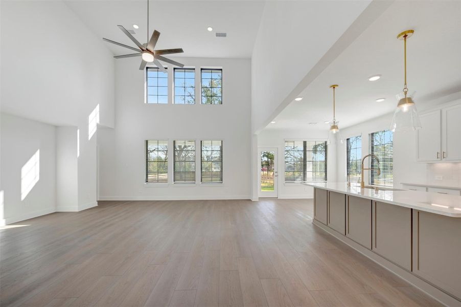 Spacious, unfurnished interior of a new home in The Oaks on 6th Street, Magnolia (Image 29).