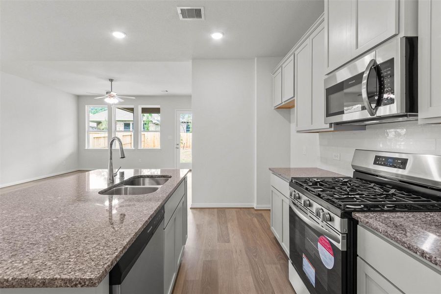 Image 14 of a home in The Woodlands Hills. Image 14 of a home in The Woodlands Hills.